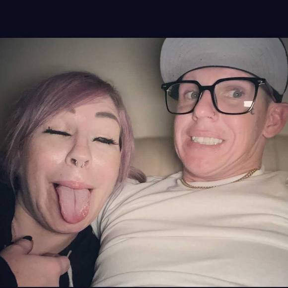 Profile Picture of Amber Weinel (@amberweinel2017) on Poshmark