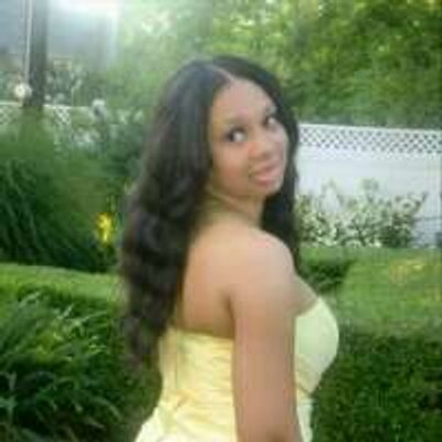 Profile Picture of Latesha Graham (@Yellabone1980) on Twitter