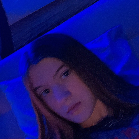 Lainey Blattenberger - Poshmark Profile Picture of Lainey Blattenberger (@laineymaybe) on Poshmark