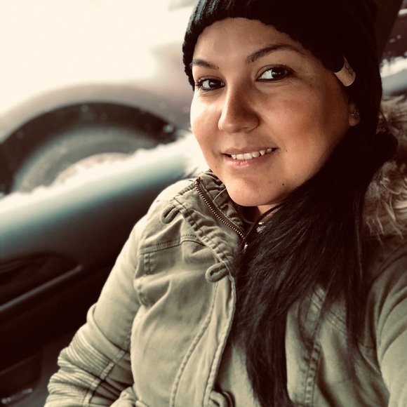 Mayra Solorio - Poshmark Profile Picture of Mayra Solorio (@mayra_solorio) on Poshmark