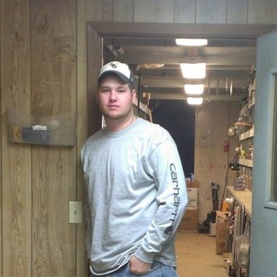 Profile Picture of Zach Calhoun (@zachcalhoun381) on Twitter
