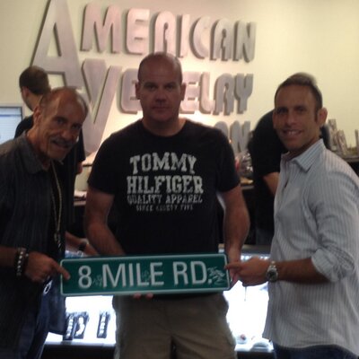 Profile Picture of Mark Everett (@MarkEcho73) on Twitter