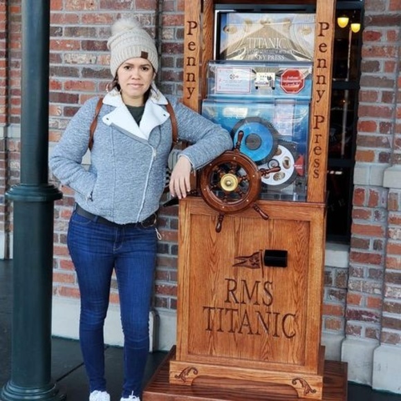 Profile Picture of Itzamar Garcia (@garciaitzamar) on Poshmark