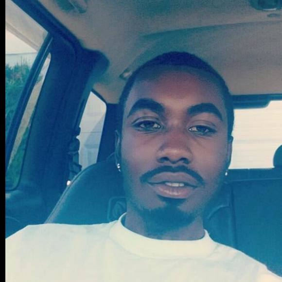 Profile Picture of Malik Patterson (@malikpatters545) on Poshmark