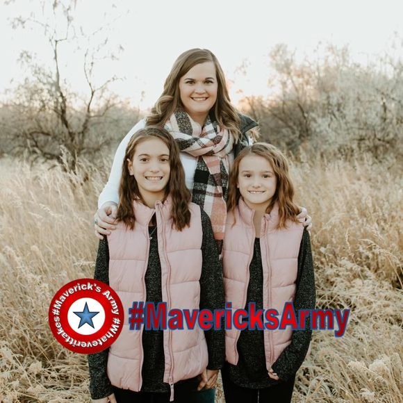 Profile Picture of Sarah Horel (@shorel10) on Poshmark