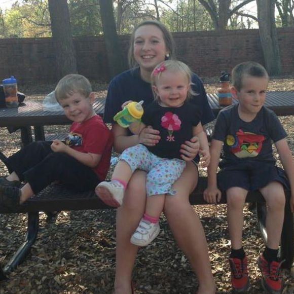 Profile Picture of Bobbie Clemons (@bobbie_clemons) on Poshmark