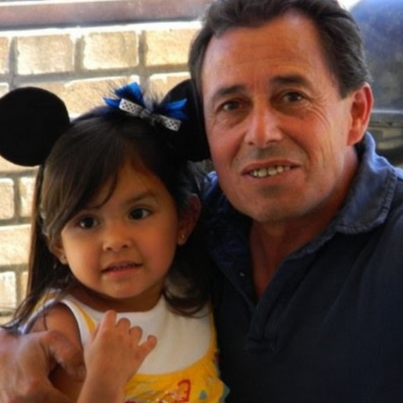 Profile Picture of Julio Duran (@julioduran62) on Poshmark