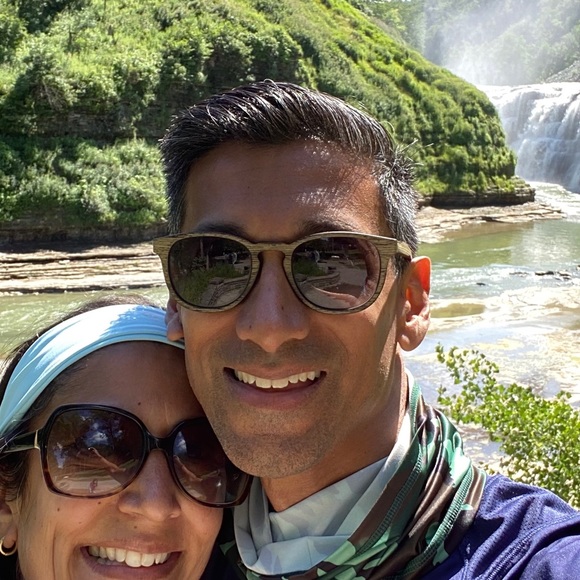 Profile Picture of Chaitanya Joglekar (@chatjoglekar) on Poshmark