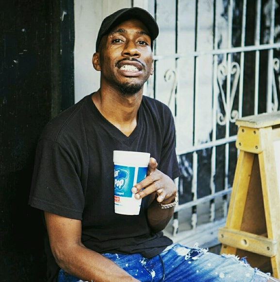 Profile Picture of Toocoolrated Holding (@toocoolrates) on Poshmark