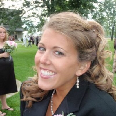 Profile Picture of Mandy Rolph (@mandyrolph) on Twitter