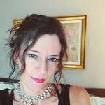 Profile Picture of Tonya Everhart (@tonyashimmies) on Instagram