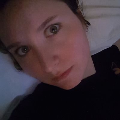 Profile Picture of Uniquely Nondescript (@RaquelHayesS) on Twitter