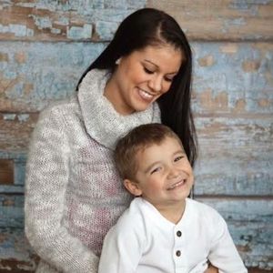 Profile Picture of Amber Novak (@twin_monkey2009) on Myspace