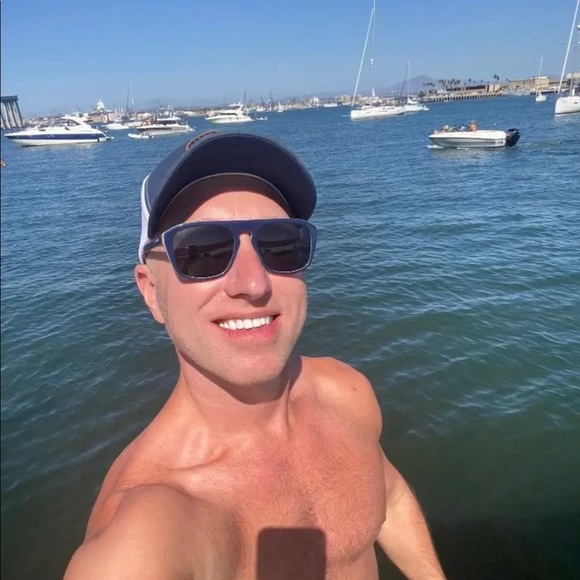 Profile Picture of Erick Coffelt (@ebcoffelt) on Poshmark