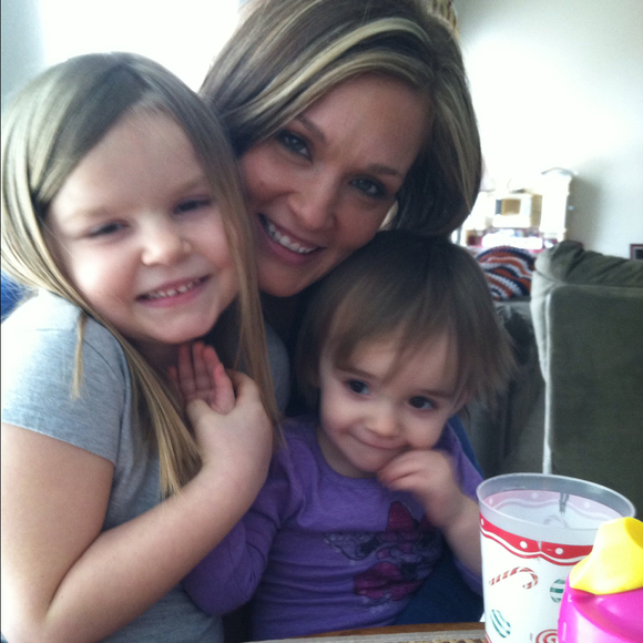Profile Picture of Michelle Oswald (@michelleoswald) on Poshmark