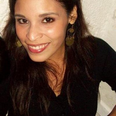 Profile Picture of Cecilia Hau Esparza (@ceciespa) on Twitter