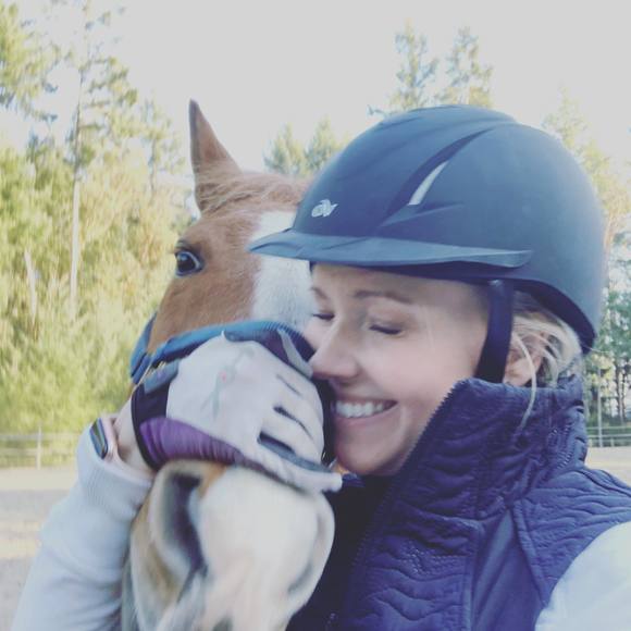 Profile Picture of Teresa Eltrich (@teresaeltrich) on Poshmark