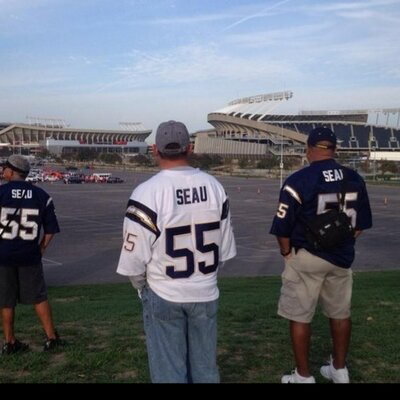 Profile Picture of James Hannafin (@chargers55seau) on Twitter