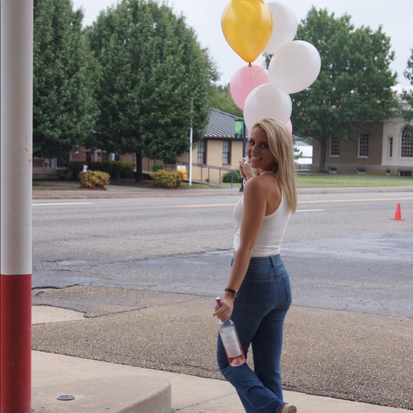 Kenzi Spurgin - Poshmark Profile Picture of Kenzi Spurgin (@kenzispurgin) on Poshmark