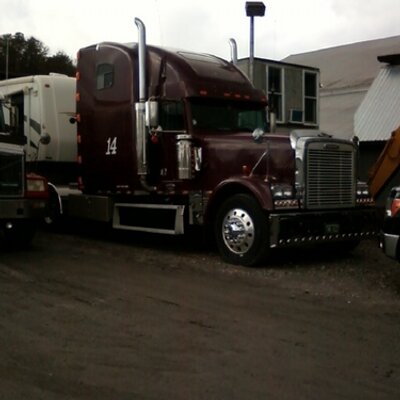 Profile Picture of James Poulin  Jr (@jptruckin12) on Twitter