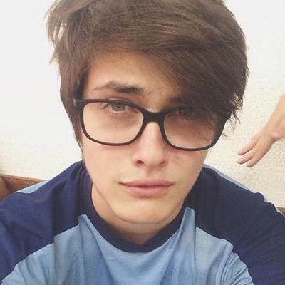 Victor Paiva - Twitter Profile Picture of Victor Paiva (@PaivaMahone) on Twitter