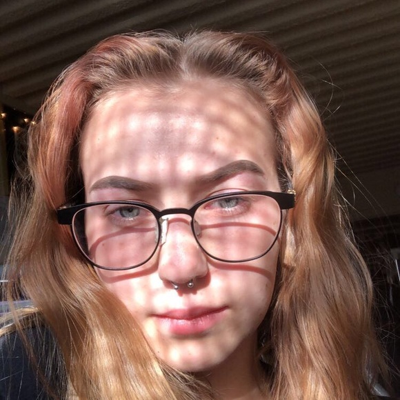 Profile Picture of Alyssa Collver (@lysa_joyyy1919) on Poshmark