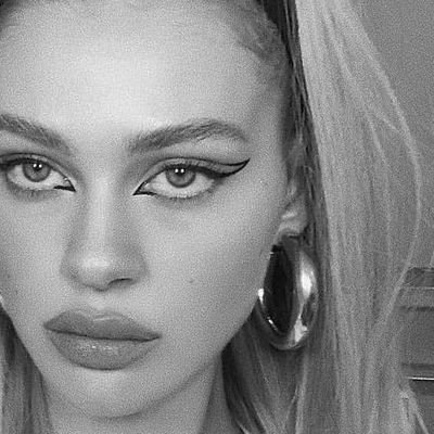 Profile Picture of Lisa (@lisamassimo1) on Twitter