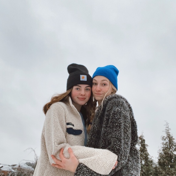 Profile Picture of Tia James (@tia_james687) on Poshmark