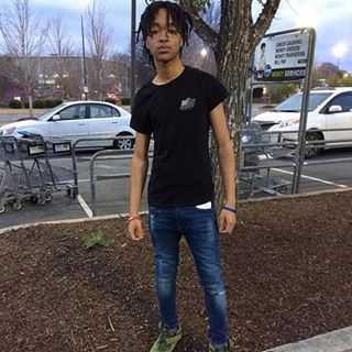 Profile Picture of Carson Dailey (ForeverFlexxin) (@itsyung.djbaby) on Facebook