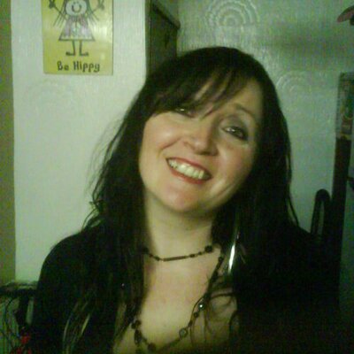 Profile Picture of Sharon Hay (@shazha37) on Twitter