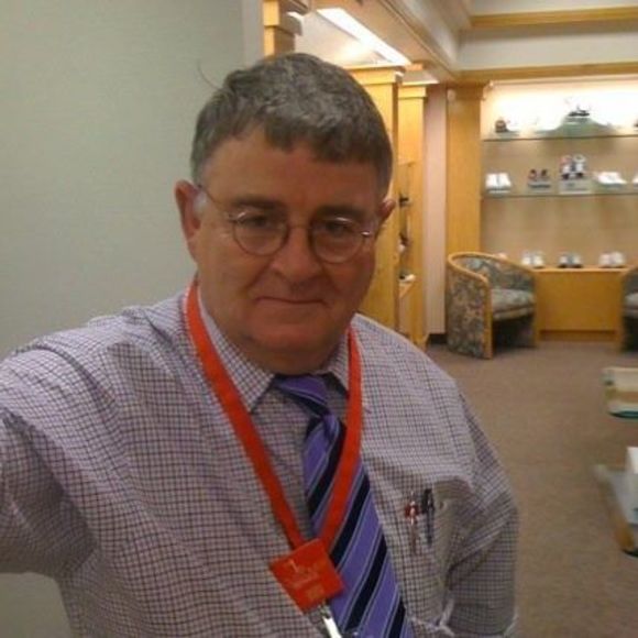 Profile Picture of Robert Needham (@rneed40) on Poshmark