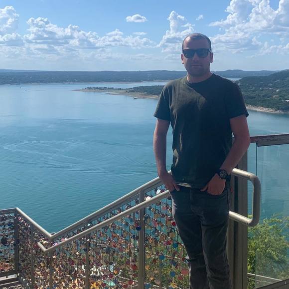 Profile Picture of Ayed Ali (@ayedali) on Poshmark