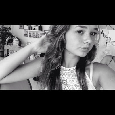 Profile Picture of Paige Keen (@paigekeen_) on Twitter