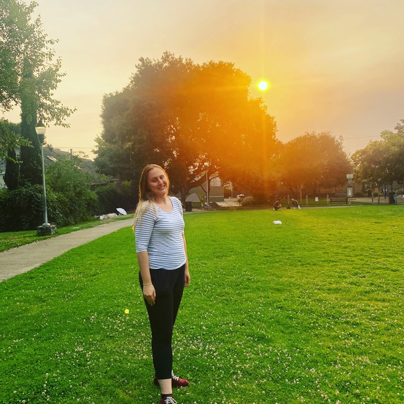 Profile Picture of Erika Burian (@eburian) on Poshmark