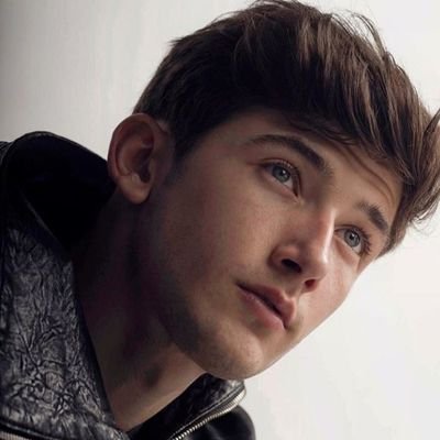 Profile Picture of Emmanuel Blake (@insaneirony) on Twitter