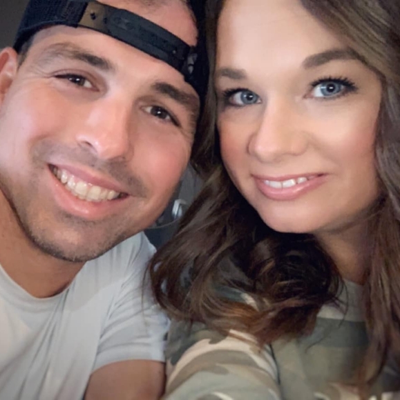 Profile Picture of Craig Hires (@stephhires) on Poshmark