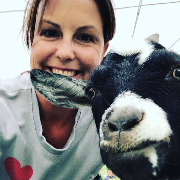 Joey Holloway - Poshmark Profile Picture of Joey Holloway (@joey_holloway) on Poshmark