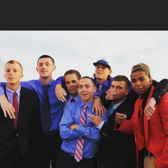 Profile Picture of William Bennett (@saltyscrode69) on Poshmark