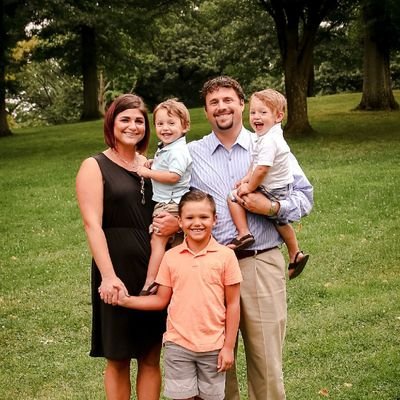 Profile Picture of Joe Vavra (@Joey_V33) on Twitter