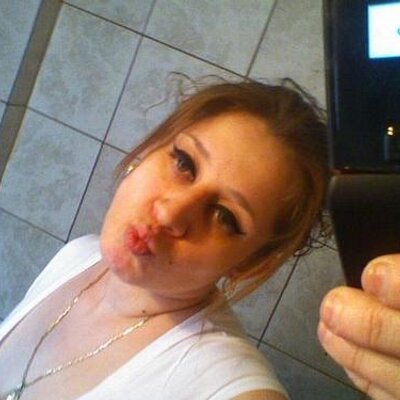 Profile Picture of Monique Curtis (@gueralovesapo) on Twitter