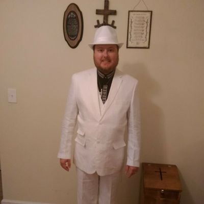 Profile Picture of Derek Edens (@derekedens21) on Twitter