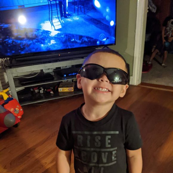 Profile Picture of Maggie Mejorado (@lpparagirl) on Poshmark