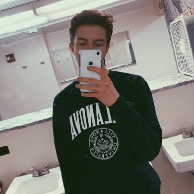 Profile Picture of Bryce (@lHateSports) on Twitter