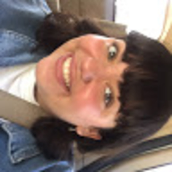 Zoë Lopez - Poshmark Profile Picture of Zoë Lopez (@zoelopez876) on Poshmark