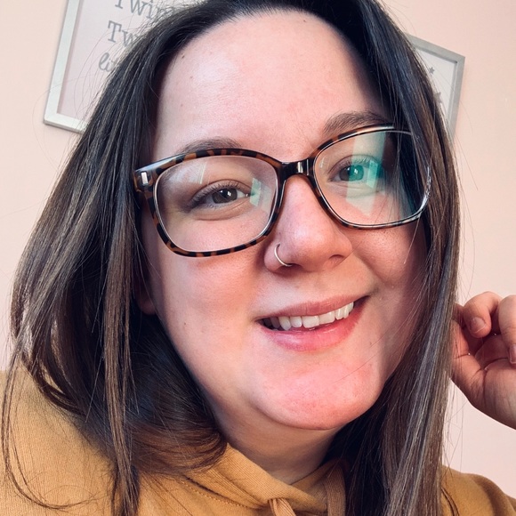 Profile Picture of Jenna Mcquinn (@jennamcquinn) on Poshmark