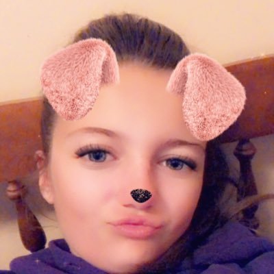 Profile Picture of Elizabeth Boswell (@Elizabe15079454) on Twitter