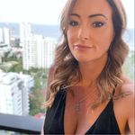 Profile Picture of Nikki B -Wellness, Self Love, Positive Vibes ✌️🕊 (@_gloww__up_with_nikki) on Instagram