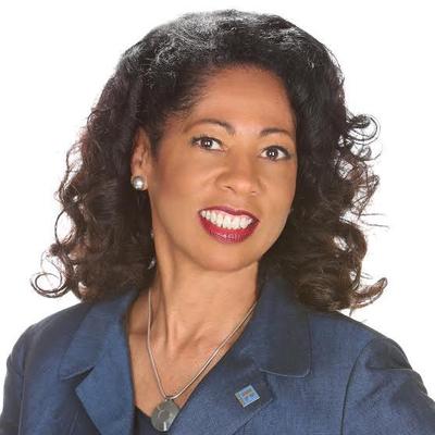 Profile Picture of Shelley Hodge (@ShelleyHodgeRE) on Twitter