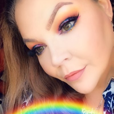 Profile Picture of Crystal Fuentes (@mymakeupismyart) on Twitter