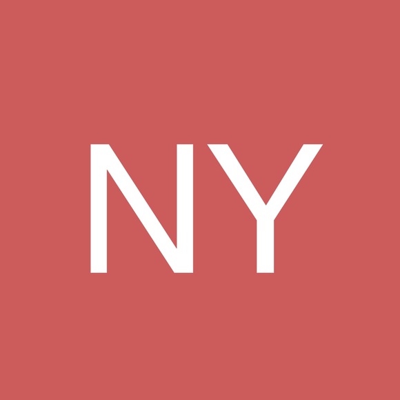 Profile Picture of Nachole Yaley (@nacholeyaley) on Poshmark